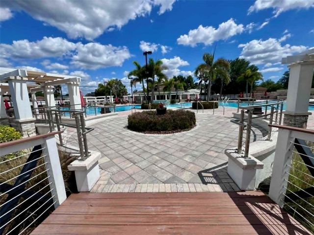 11537 CRESTLAKE VILLAGE DRIVE, Riverview, FL 33569