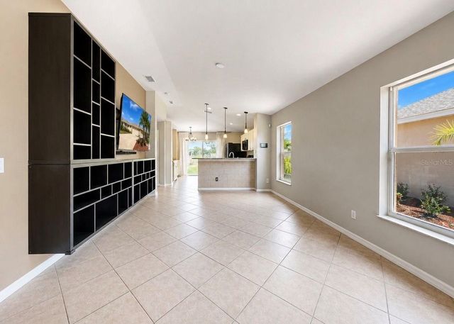 11537 CRESTLAKE VILLAGE DRIVE, Riverview, FL 33569