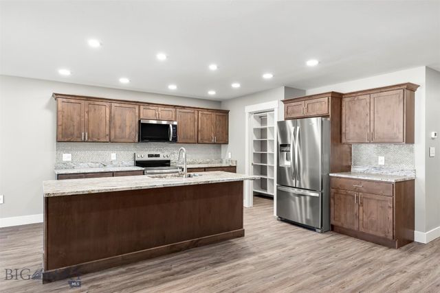2100 Whitman, Butte, MT 59701