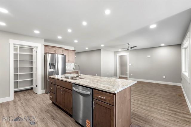 2100 Whitman, Butte, MT 59701