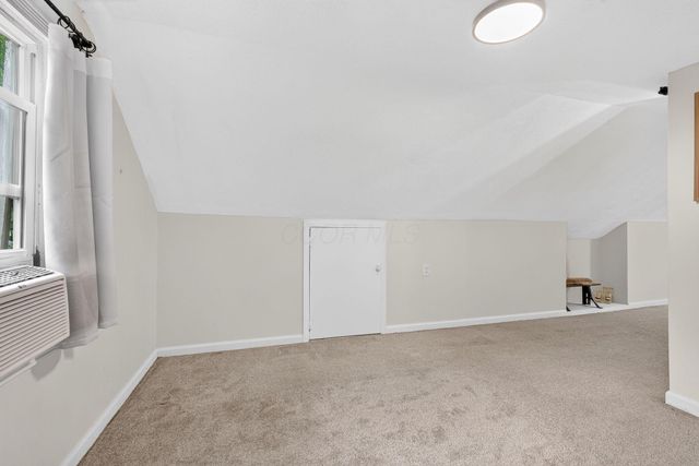 5698 Indianola Avenue, Worthington, OH 43085