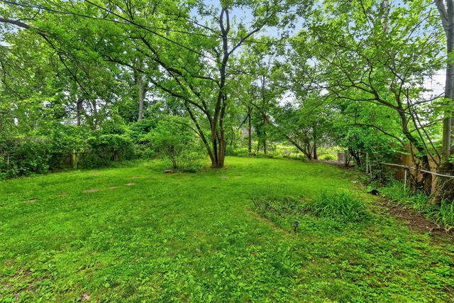 5698 Indianola Avenue, Worthington, OH 43085