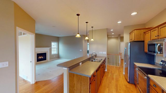 807 Maple Shade Drive, Holmen, WI 54636