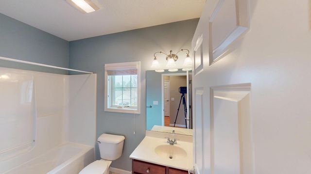 807 Maple Shade Drive, Holmen, WI 54636