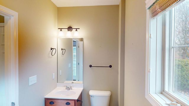 807 Maple Shade Drive, Holmen, WI 54636