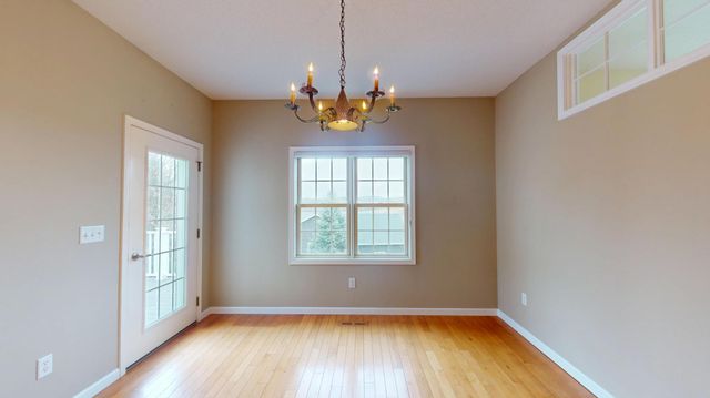 807 Maple Shade Drive, Holmen, WI 54636