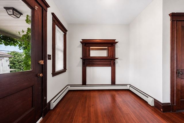 5 Douglas Ave 1, Somerville, MA 02145