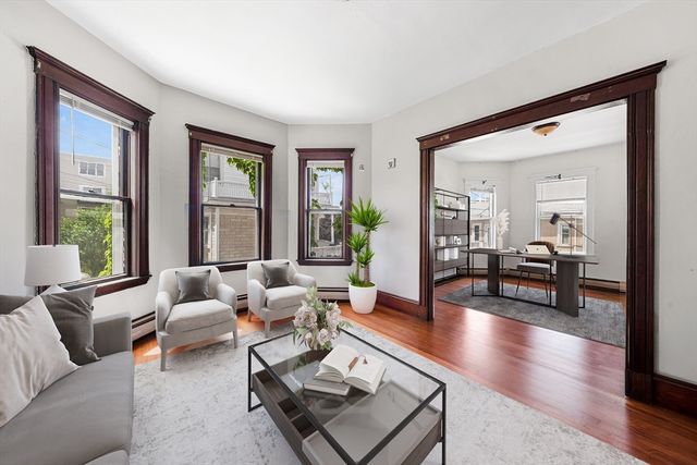 5 Douglas Ave 1, Somerville, MA 02145