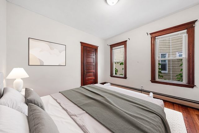 5 Douglas Ave 1, Somerville, MA 02145