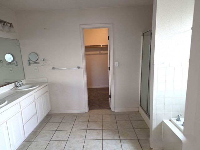 10456 Gentry Drive, Justin, TX 76247