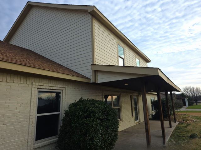 10456 Gentry Drive, Justin, TX 76247
