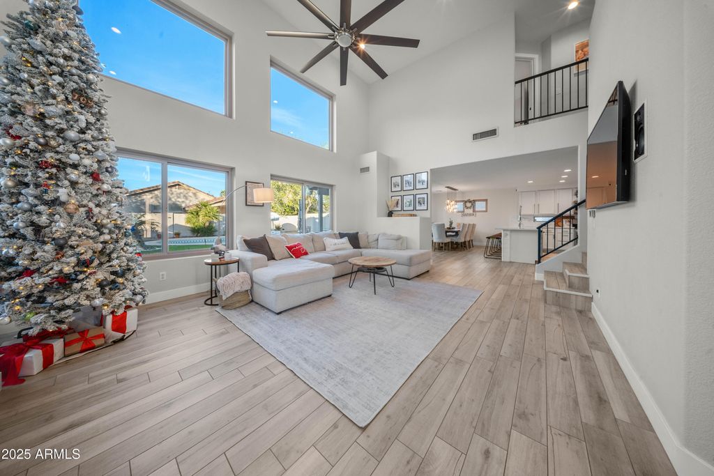 Image 1 of property listing at 1042 W BRUCE Avenue, Gilbert, AZ 85233