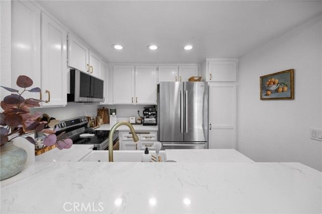 26212 Los Viveros 215, Mission Viejo, CA 92691