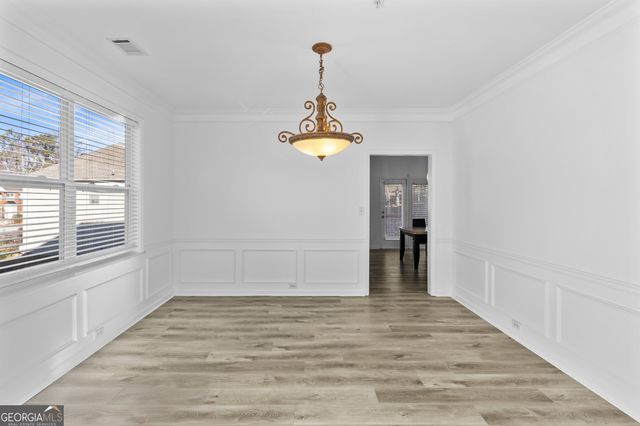 1140 Foxcroft Drive, Morrow, GA 30260