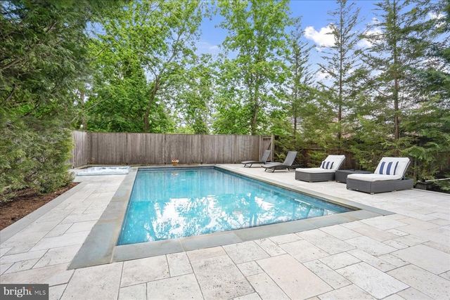 5915 ONONDAGA RD, Bethesda, MD 20816