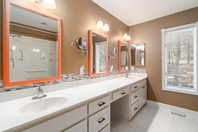 26 Sosegado Lane, Hot Springs Village, AR 71909