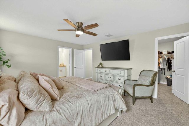 5652 SE Edgewater Circle, Stuart, FL 34997