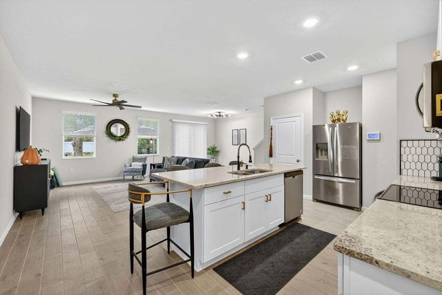 5652 SE Edgewater Circle, Stuart, FL 34997