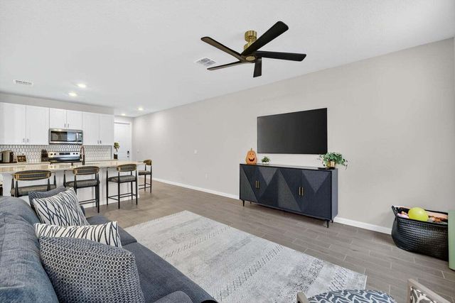 5652 SE Edgewater Circle, Stuart, FL 34997