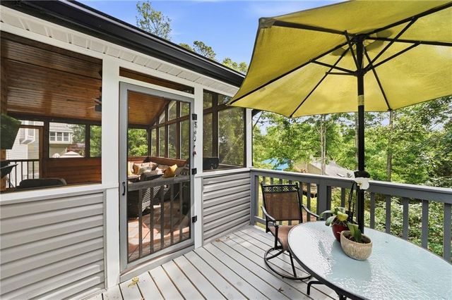 2184 Deep Woods Way, Marietta, GA 30062