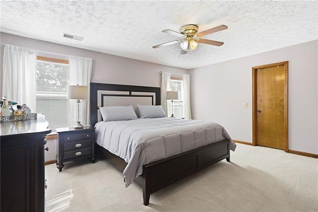 2184 Deep Woods Way, Marietta, GA 30062