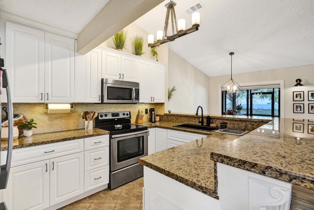 7826 NW 60th Street, Tamarac, FL 33321