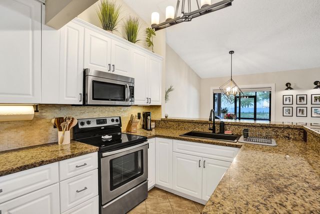 7826 NW 60th Street, Tamarac, FL 33321