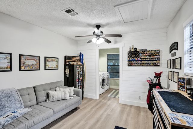 7826 NW 60th Street, Tamarac, FL 33321