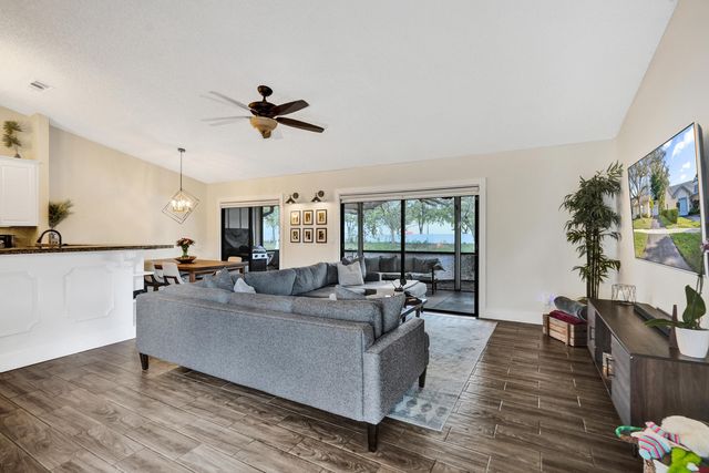 7826 NW 60th Street, Tamarac, FL 33321