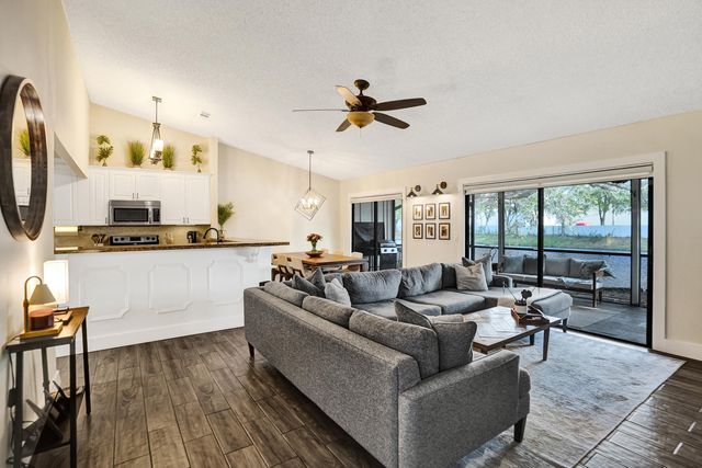 7826 NW 60th Street, Tamarac, FL 33321