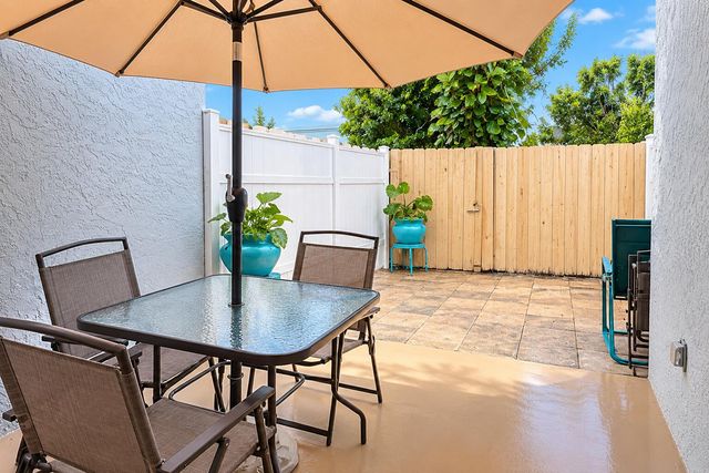 9912 WATERMILL Circle E, Boynton Beach, FL 33437