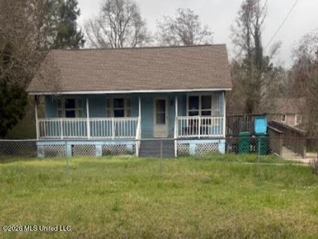 16150 Harrison Drive, Gulfport, MS 39501