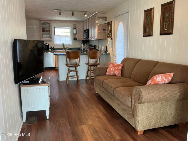 145 Maple Avenue, Elizabethtown, NC 28337