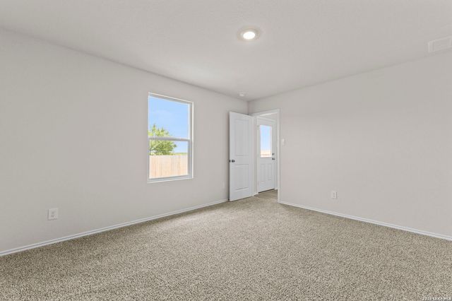 1247 Avery Ranch Dr, New Braunfels, TX 78130