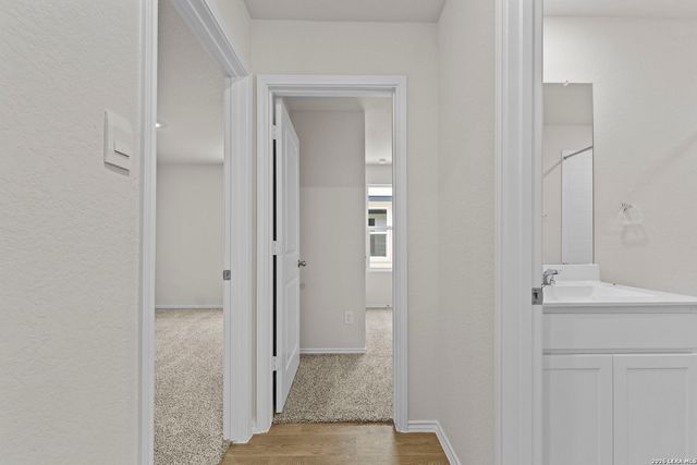 1247 Avery Ranch Dr, New Braunfels, TX 78130