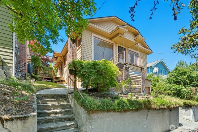 6505 Dayton Avenue N, Seattle, WA 98103