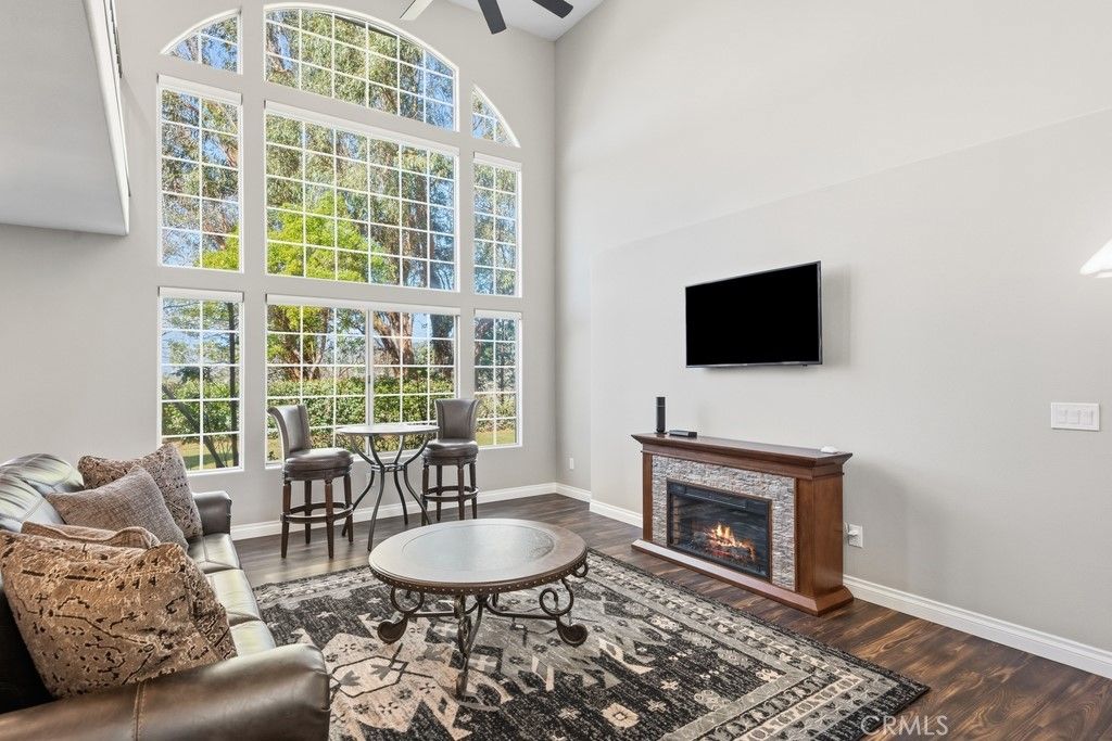 Image 6 of property listing at 1080 Knoll Street, San Bernardino, CA 92407