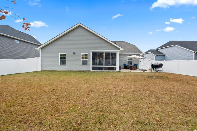 135 Grissett Lake Dr., Conway, SC 29526