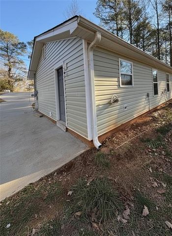 1863 Gold Mine Road, Dallas, GA 30157