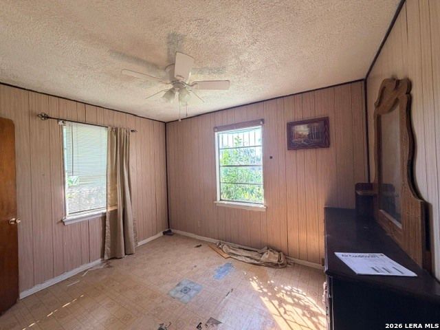 326 S SAN JOAQUIN AVE, San Antonio, TX 78237