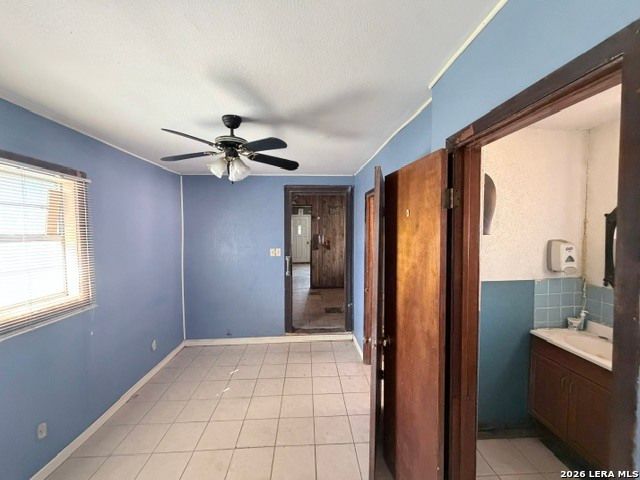 326 S SAN JOAQUIN AVE, San Antonio, TX 78237