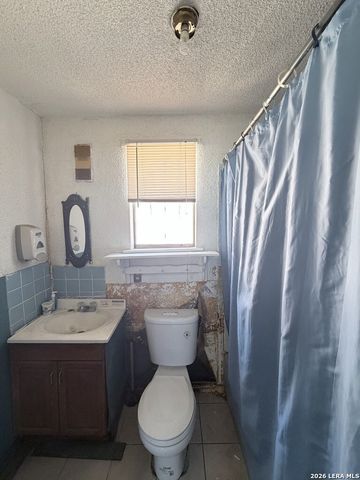 326 S SAN JOAQUIN AVE, San Antonio, TX 78237