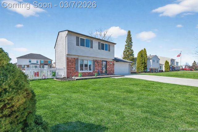 29530 Cambridge Street, Flat Rock, MI 48134