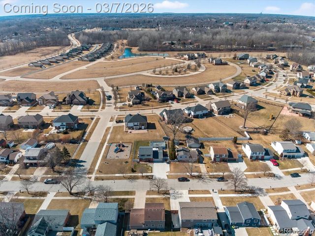 29530 Cambridge Street, Flat Rock, MI 48134