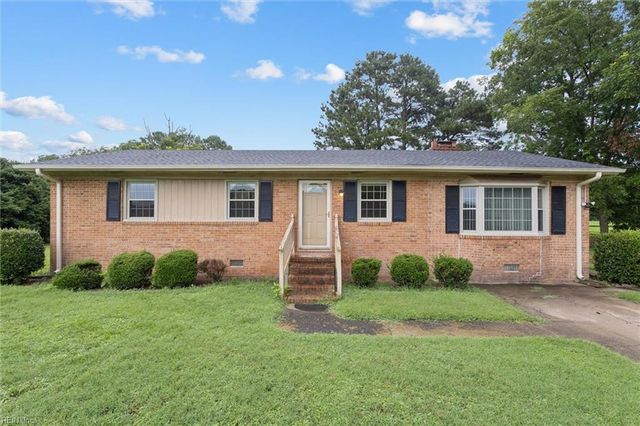 812 Milford LN, Suffolk, VA 23434