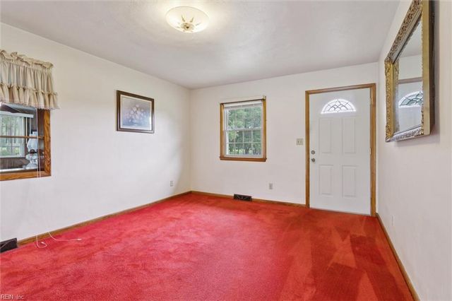812 Milford LN, Suffolk, VA 23434