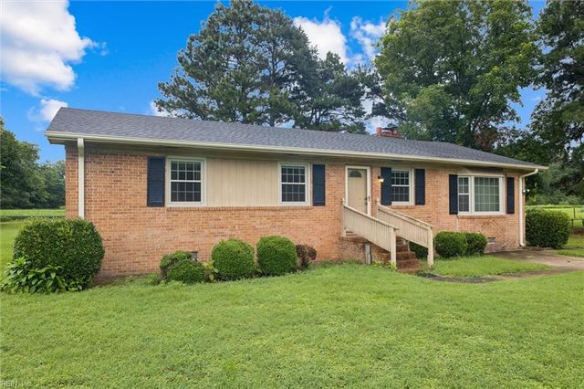 812 Milford LN, Suffolk, VA 23434