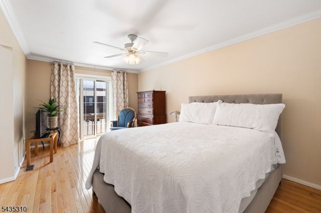 488 Auten Rd Unit 2D, Hillsborough Twp., NJ 08844