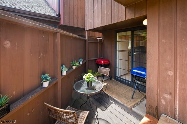 488 Auten Rd Unit 2D, Hillsborough Twp., NJ 08844
