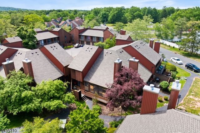 488 Auten Rd Unit 2D, Hillsborough Twp., NJ 08844